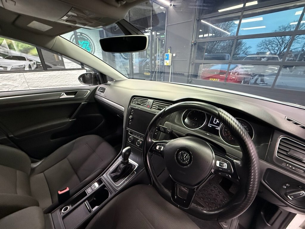 Used Volkswagen Golf 2019 for sale - 77369114: Photo 15