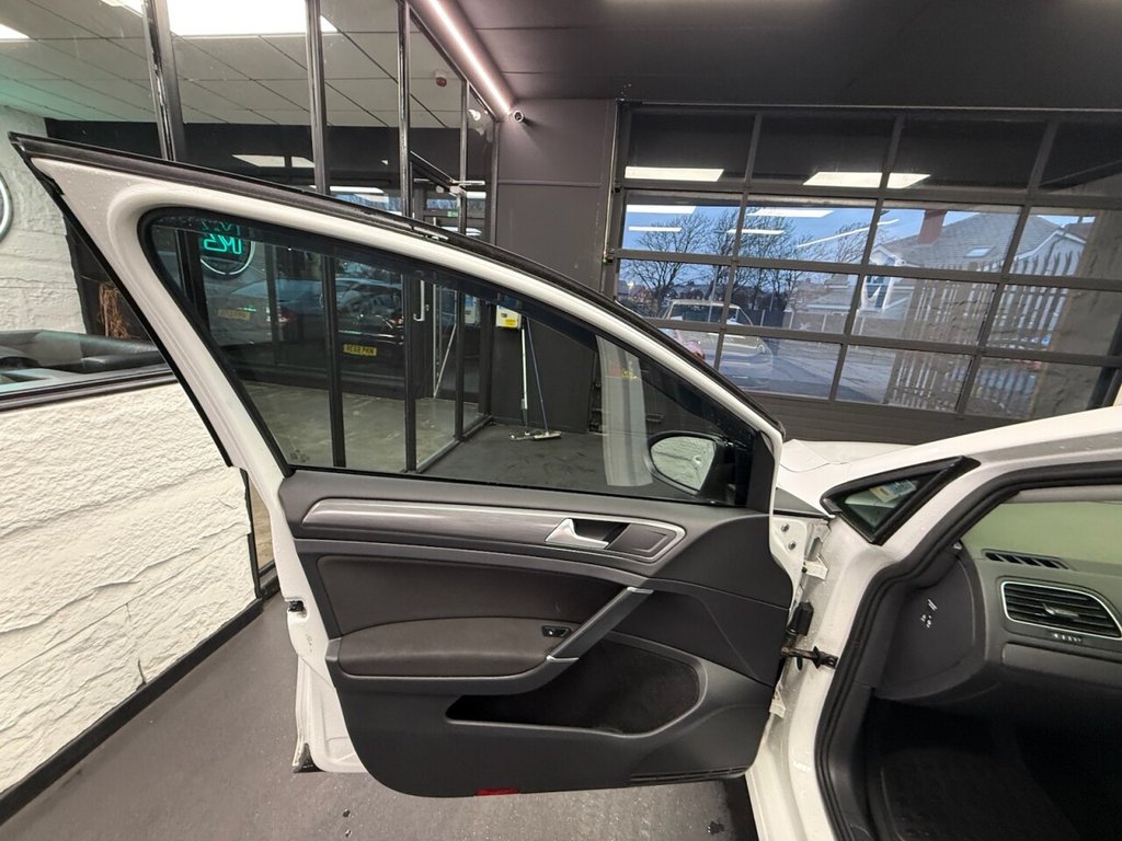 Used Volkswagen Golf 2019 for sale - 77369114: Photo 18