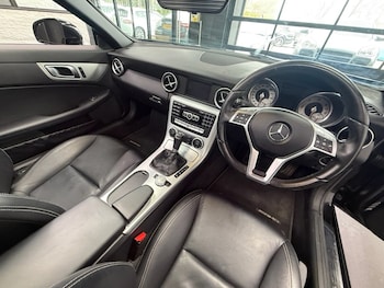 Used Mercedes-Benz SLK 2014 for sale - 78271800: Photo