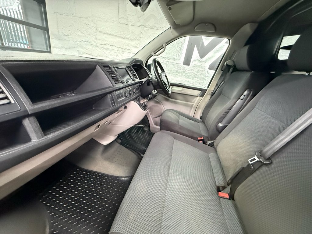 Used Volkswagen Transporter 2015 for sale - 77422322: Photo 28