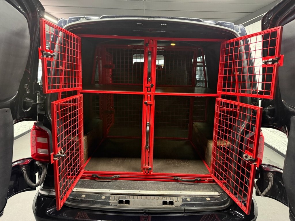 Used Volkswagen Transporter 2015 for sale - 77422322: Photo 3