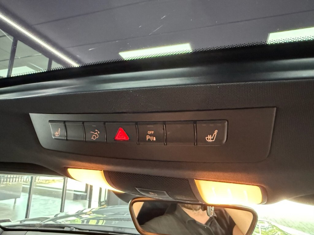 Used Mercedes-Benz AMG GT 2015 for sale - 76509801: Photo 41