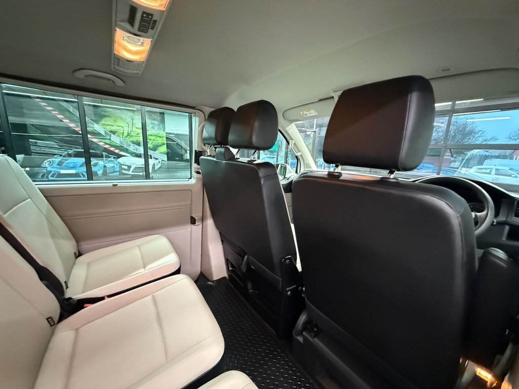 Used Volkswagen Transporter Shuttle 2017 for sale - 76698261: Photo 28