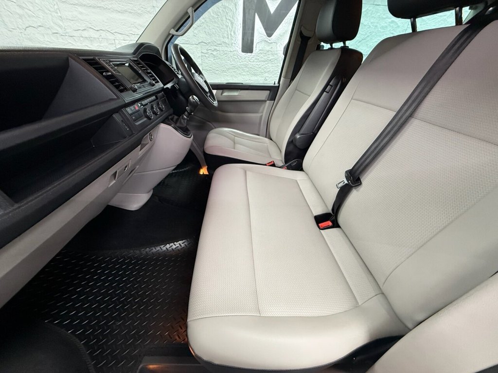 Used Volkswagen Transporter Shuttle 2017 for sale - 76698261: Photo 36