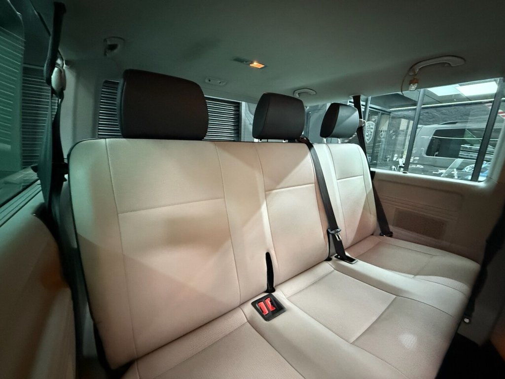 Used Volkswagen Transporter Shuttle 2017 for sale - 76698261: Photo 41