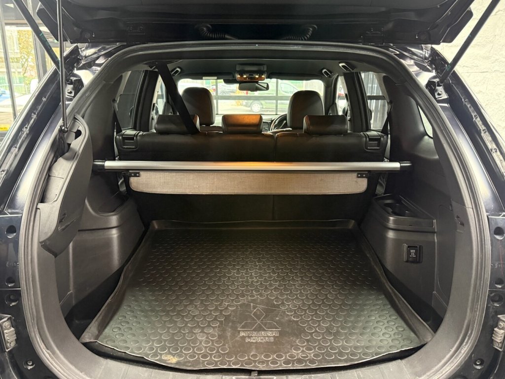 Used Mitsubishi Outlander 2020 for sale - 76333459: Photo 28