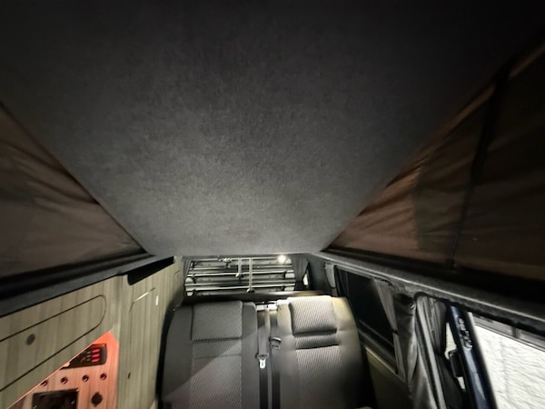 Used Volkswagen Transporter 2014 for sale - 76251669: Photo 28