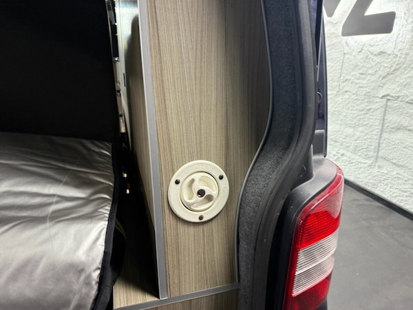 Used Volkswagen Transporter 2014 for sale - 76251669: Photo 35