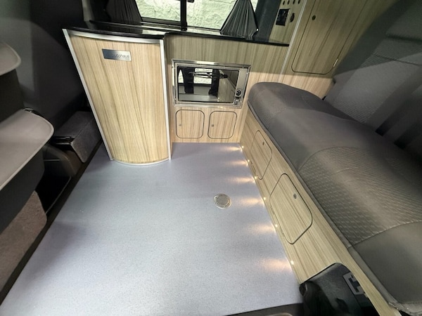Used Volkswagen Transporter 2014 for sale - 76251669: Photo 49