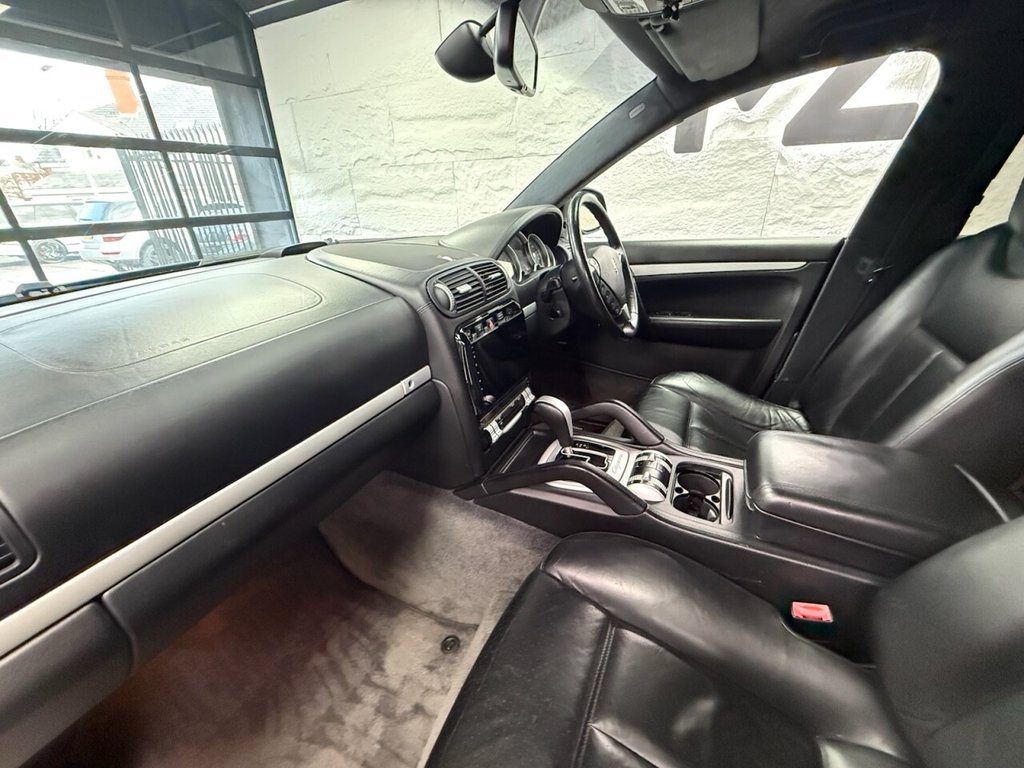 Used Porsche Cayenne 2004 for sale - 77121817: Photo 30