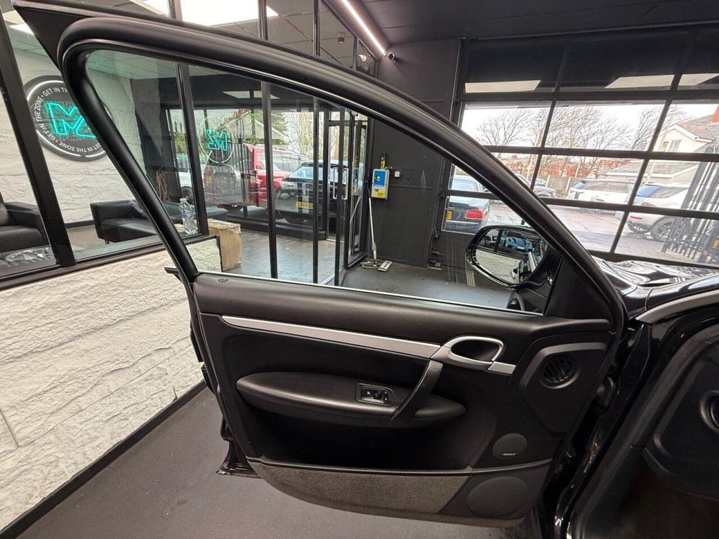 Used Porsche Cayenne 2004 for sale - 77121817: Photo 33