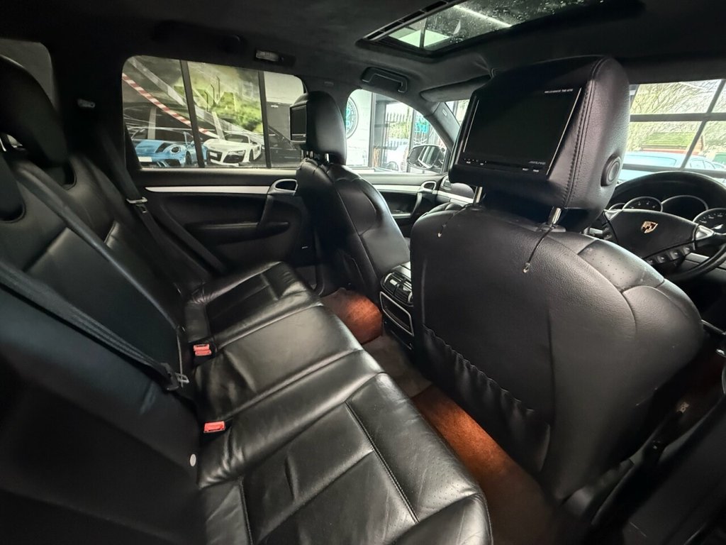 Used Porsche Cayenne 2004 for sale - 77121817: Photo 5