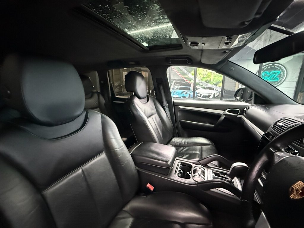 Used Porsche Cayenne 2004 for sale - 77121817: Photo 8