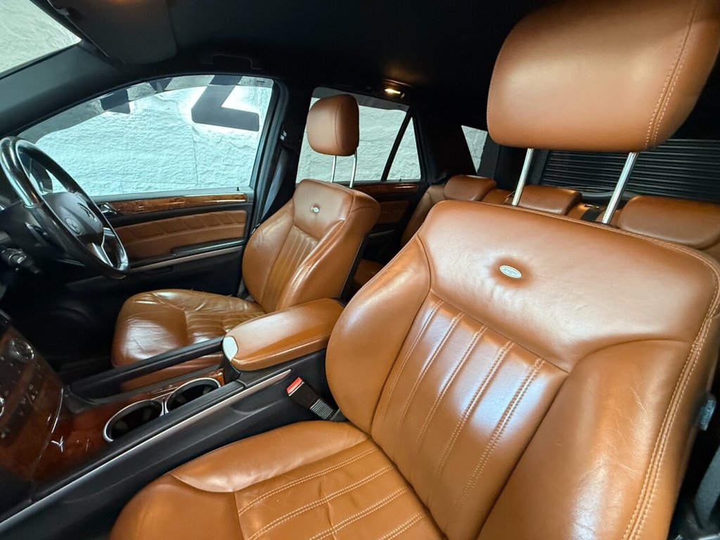 Used Mercedes-Benz M Class 2010 for sale - 76632261: Photo 11