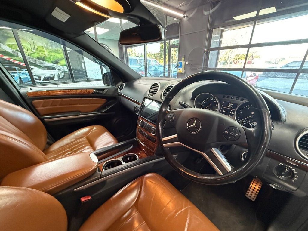 Used Mercedes-Benz M Class 2010 for sale - 76632261: Photo 16