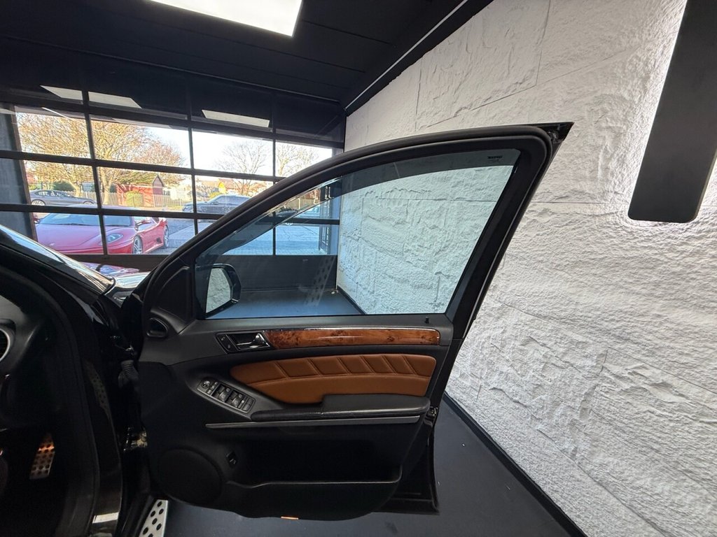 Used Mercedes-Benz M Class 2010 for sale - 76632261: Photo 25