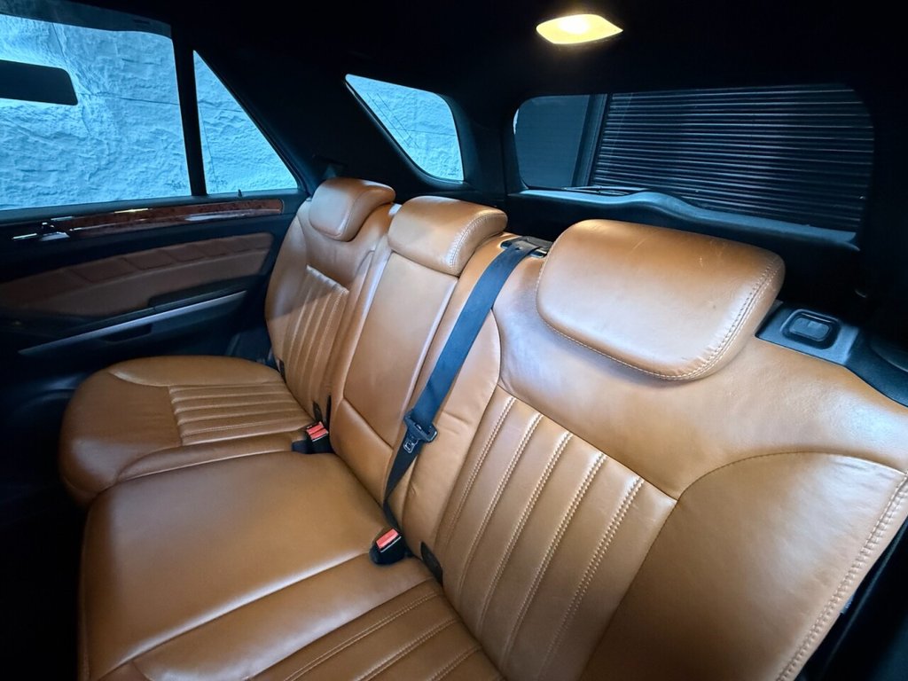 Used Mercedes-Benz M Class 2010 for sale - 76632261: Photo 29