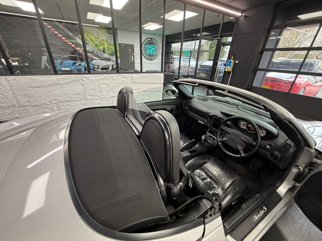 Used Porsche Boxster 2003 for sale - 77356062: Photo 32