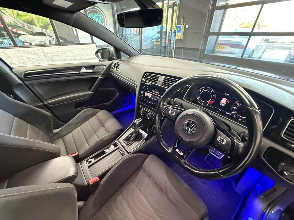 Used Volkswagen Golf 2019 for sale - 76783937: Photo 11