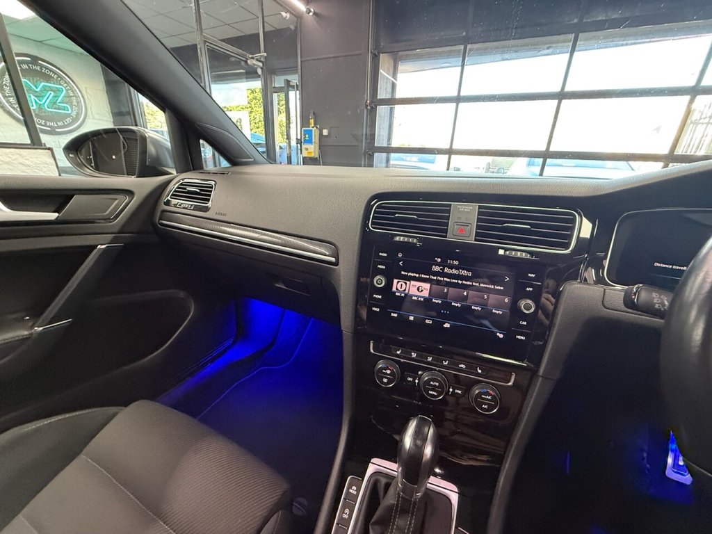 Used Volkswagen Golf 2019 for sale - 76783937: Photo 23