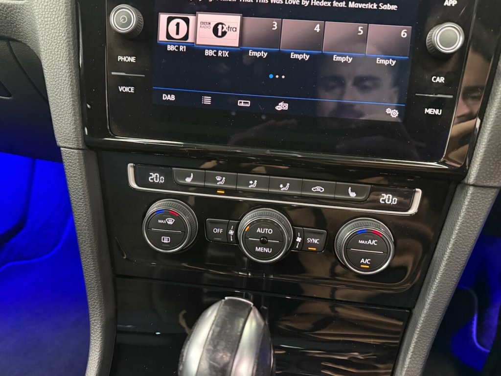 Used Volkswagen Golf 2019 for sale - 76783937: Photo 24