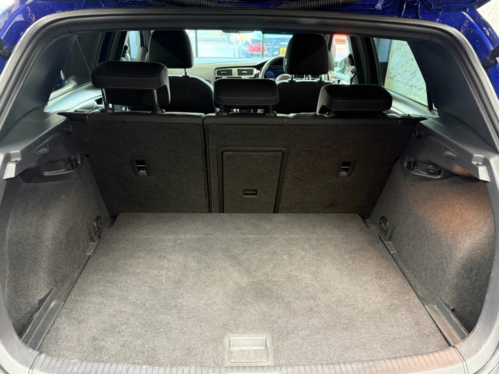 Used Volkswagen Golf 2019 for sale - 76783937: Photo 28