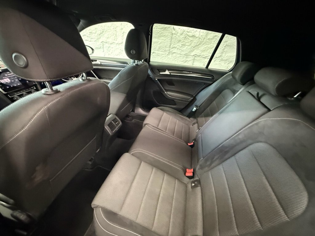 Used Volkswagen Golf 2019 for sale - 76783937: Photo 31