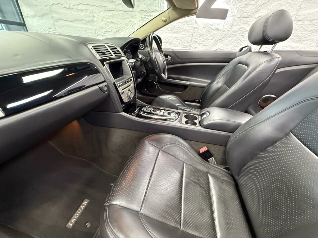 Used Jaguar XK 2011 for sale - 77276290: Photo 3