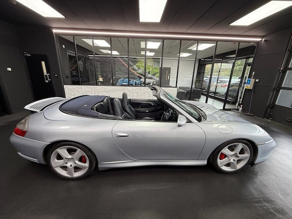 Used Porsche 911 2004 for sale - 76235337: Photo 16