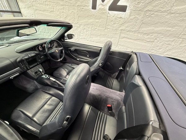 Used Porsche 911 2004 for sale - 76235337: Photo 36