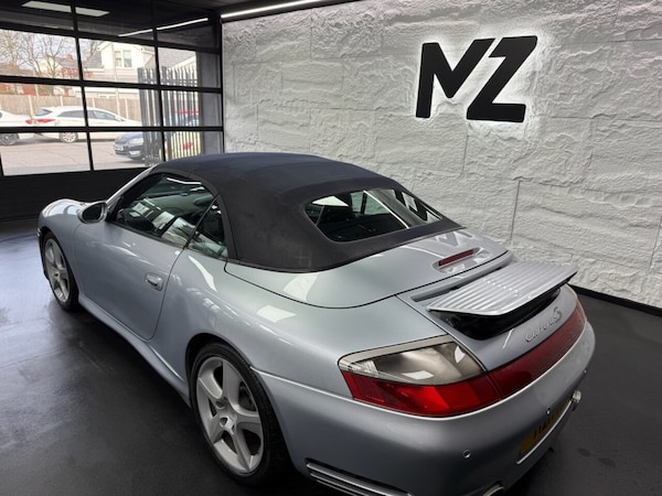 Used Porsche 911 2004 for sale - 76235337: Photo 6