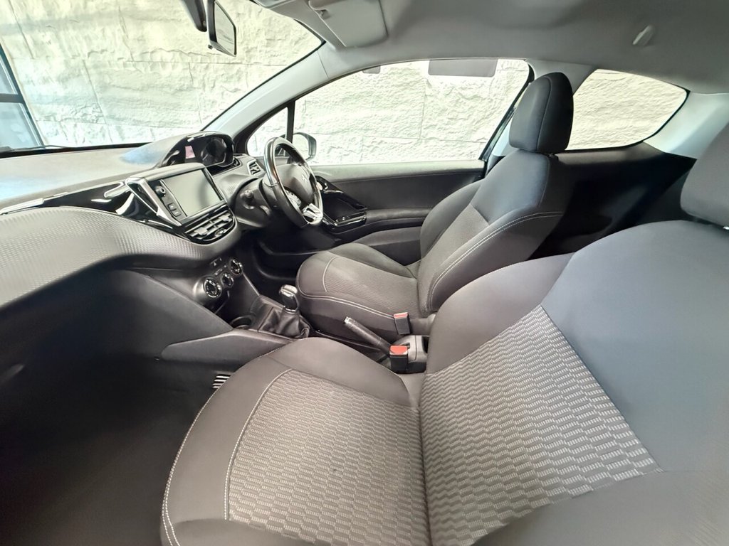 Used Peugeot 208 2017 for sale - 77919909: Photo 11