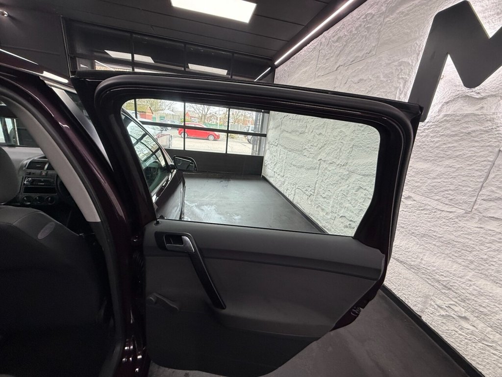 Used Volkswagen Polo 2003 for sale - 77991463: Photo 25