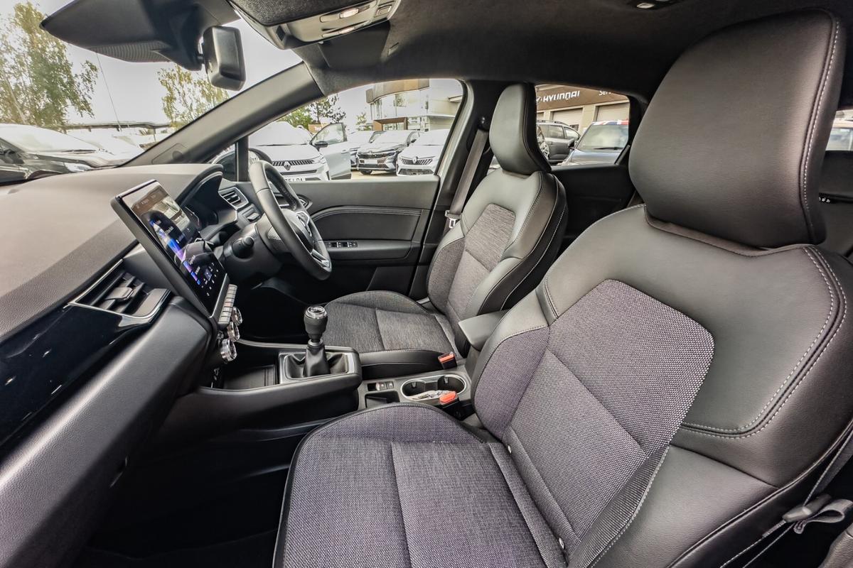 Used Renault Captur 2023 for sale - 77329351: Photo 14