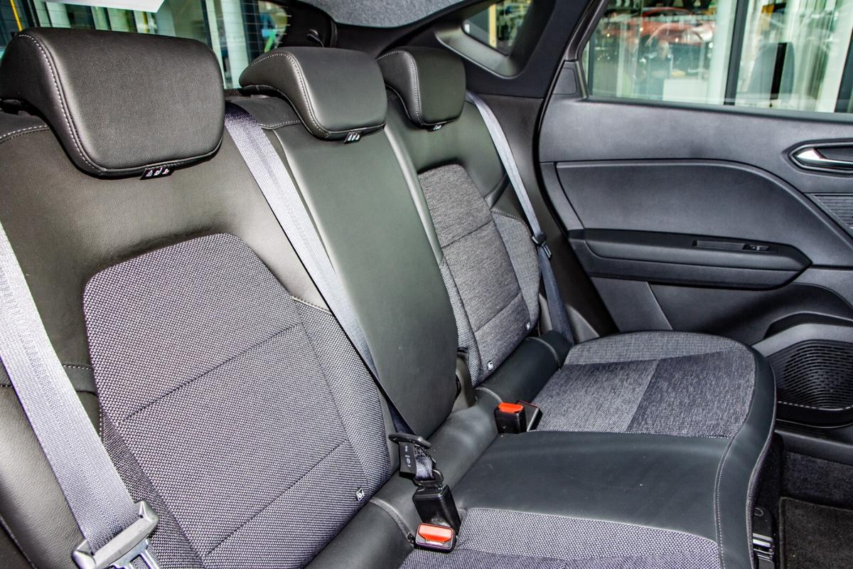 Used Renault Captur 2023 for sale - 77329351: Photo 15