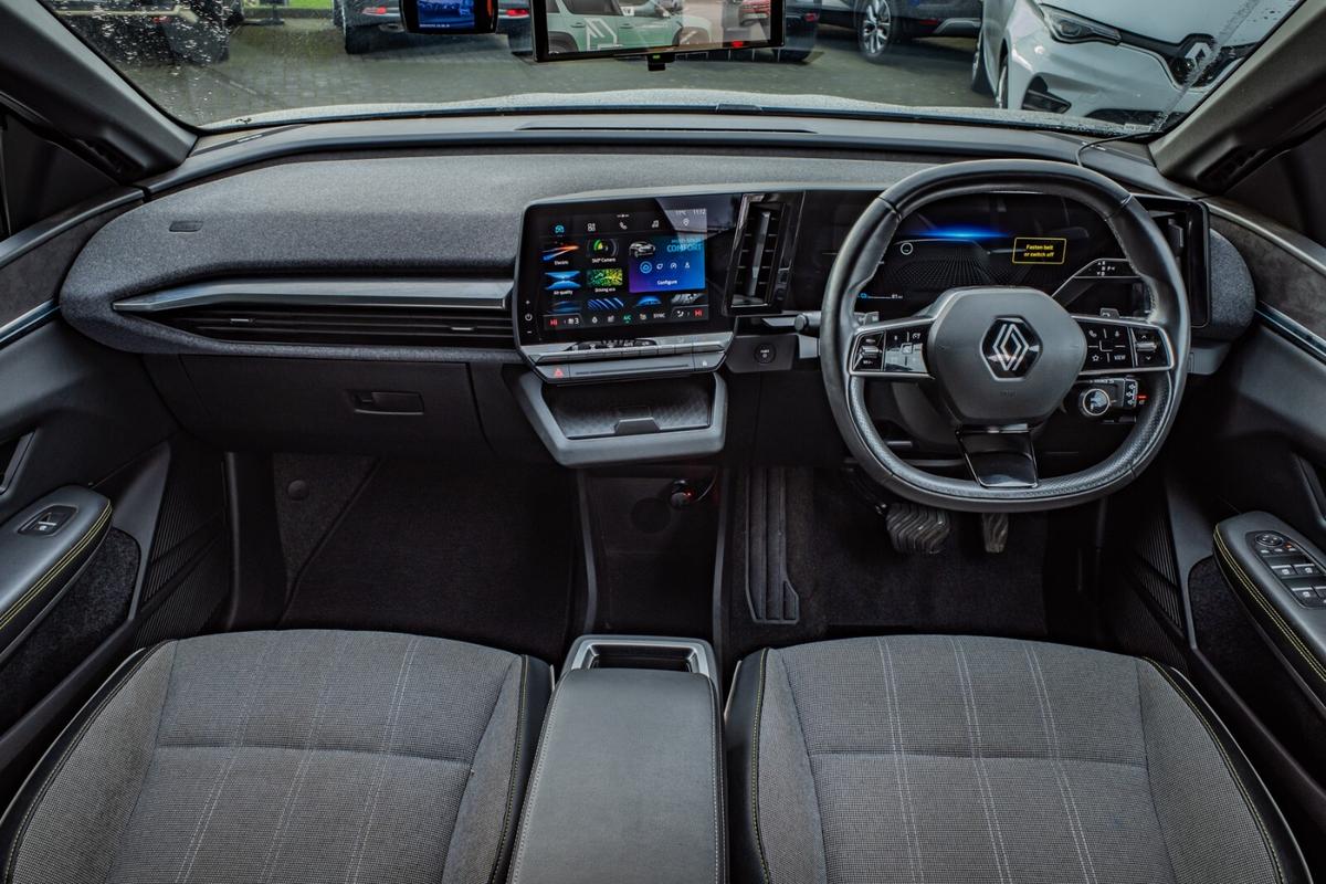 Used Renault Megane E Tech 2023 for sale - 76984566: Photo 10