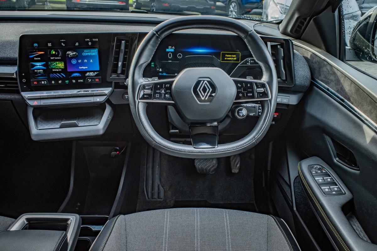 Used Renault Megane E Tech 2023 for sale - 76984566: Photo 12