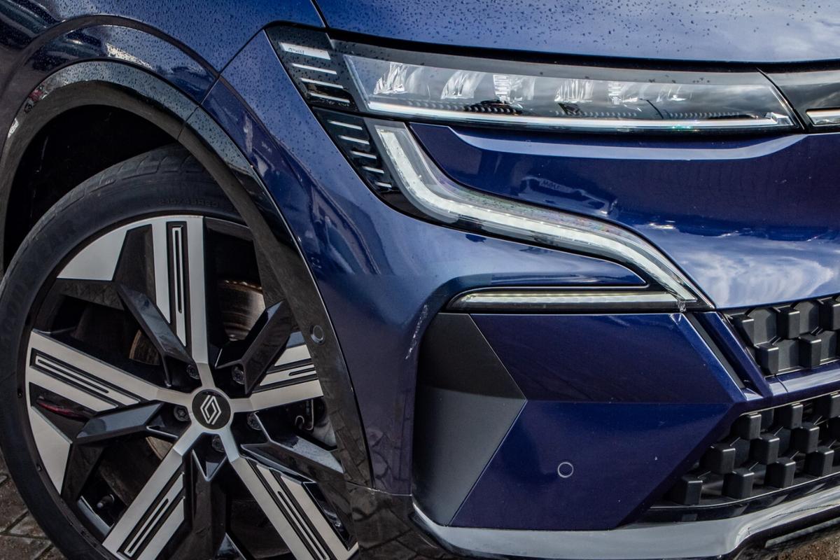 Used Renault Megane E Tech 2023 for sale - 76984566: Photo 6