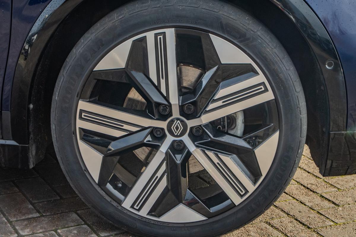 Used Renault Megane E Tech 2023 for sale - 76984566: Photo 8