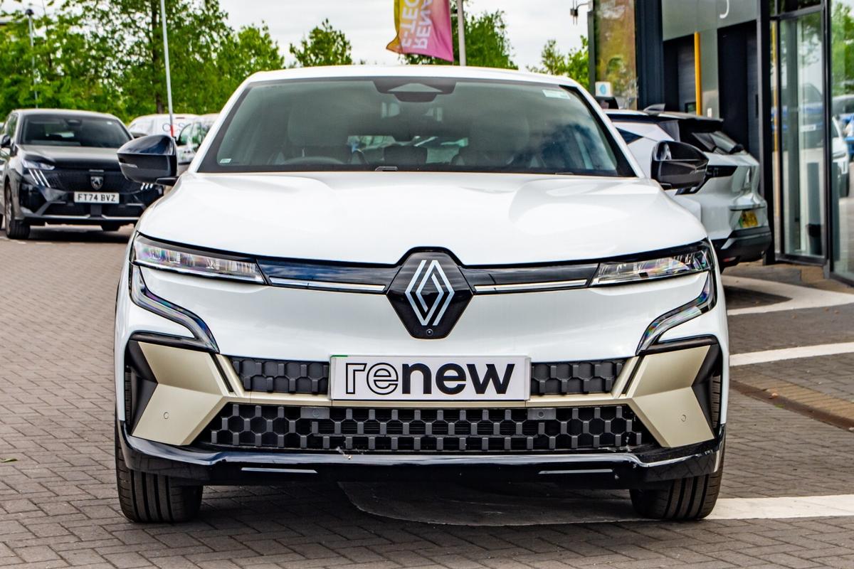 Used Renault Megane E Tech 2025 for sale - 78139731: Photo 4