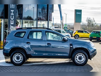 Used Dacia Duster 2023 for sale - 78290234: Photo