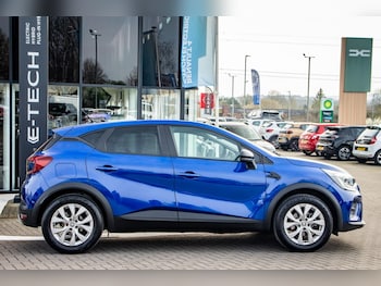Used Renault Captur 2022 for sale - 78004983: Photo