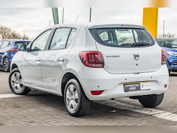 Used Dacia Sandero 2019 for sale - 78352520: Photo