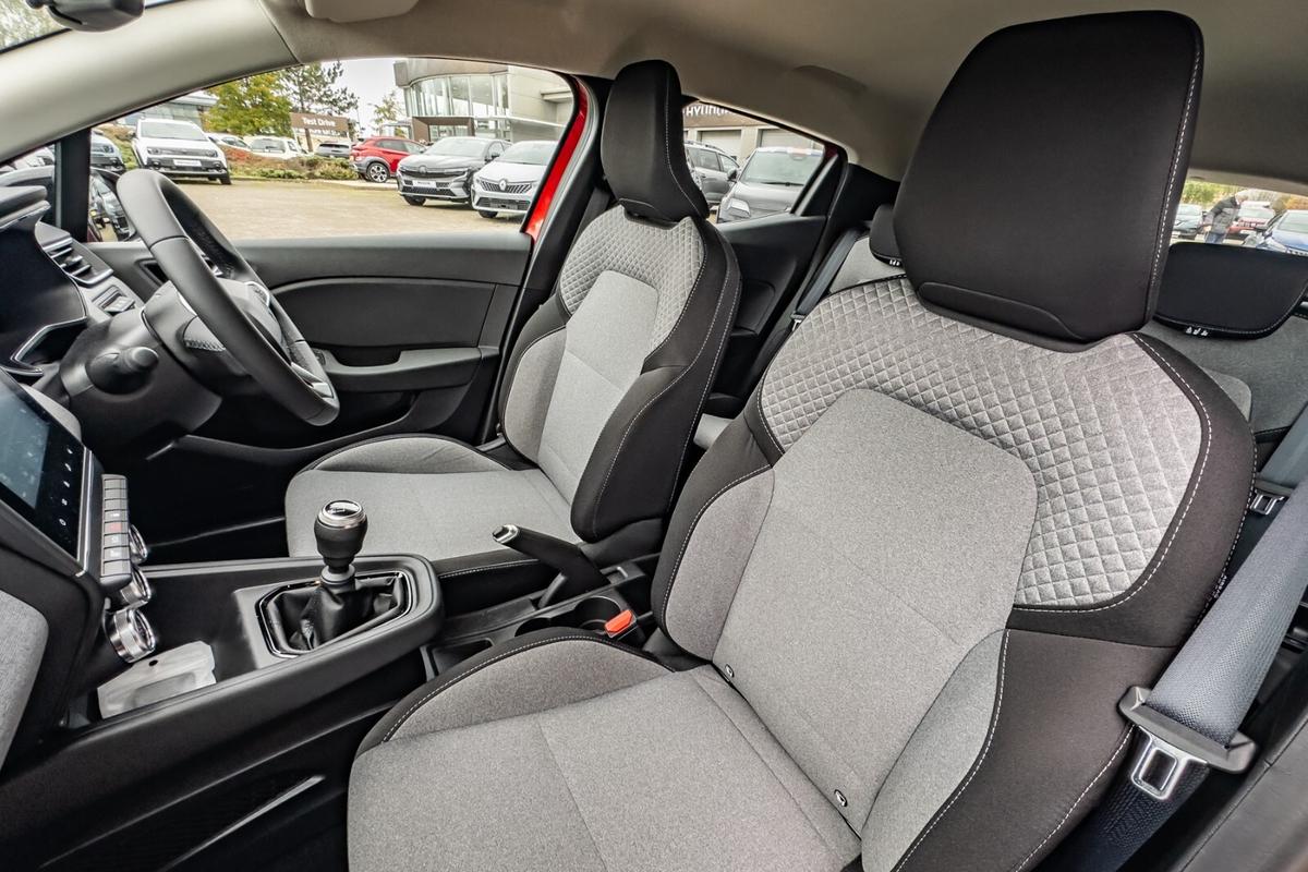 Used Renault Clio 2025 for sale - 76679447: Photo 14