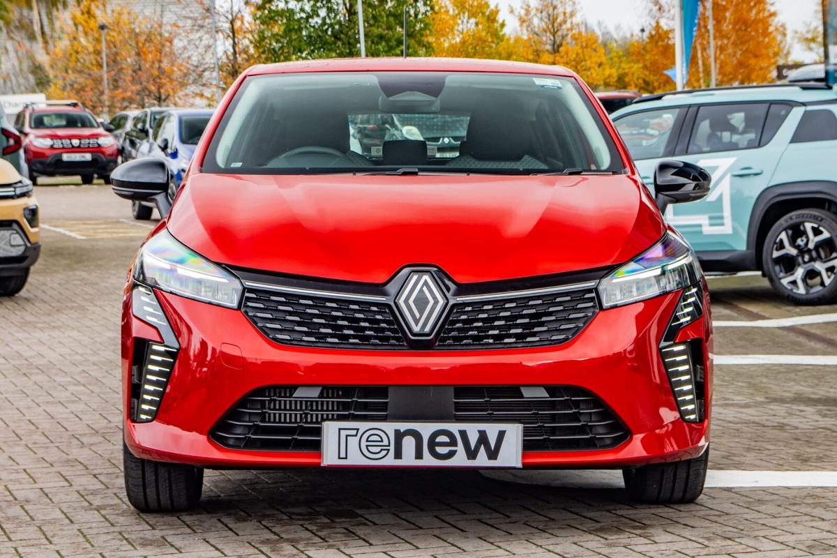 Used Renault Clio 2025 for sale - 76679447: Photo 2