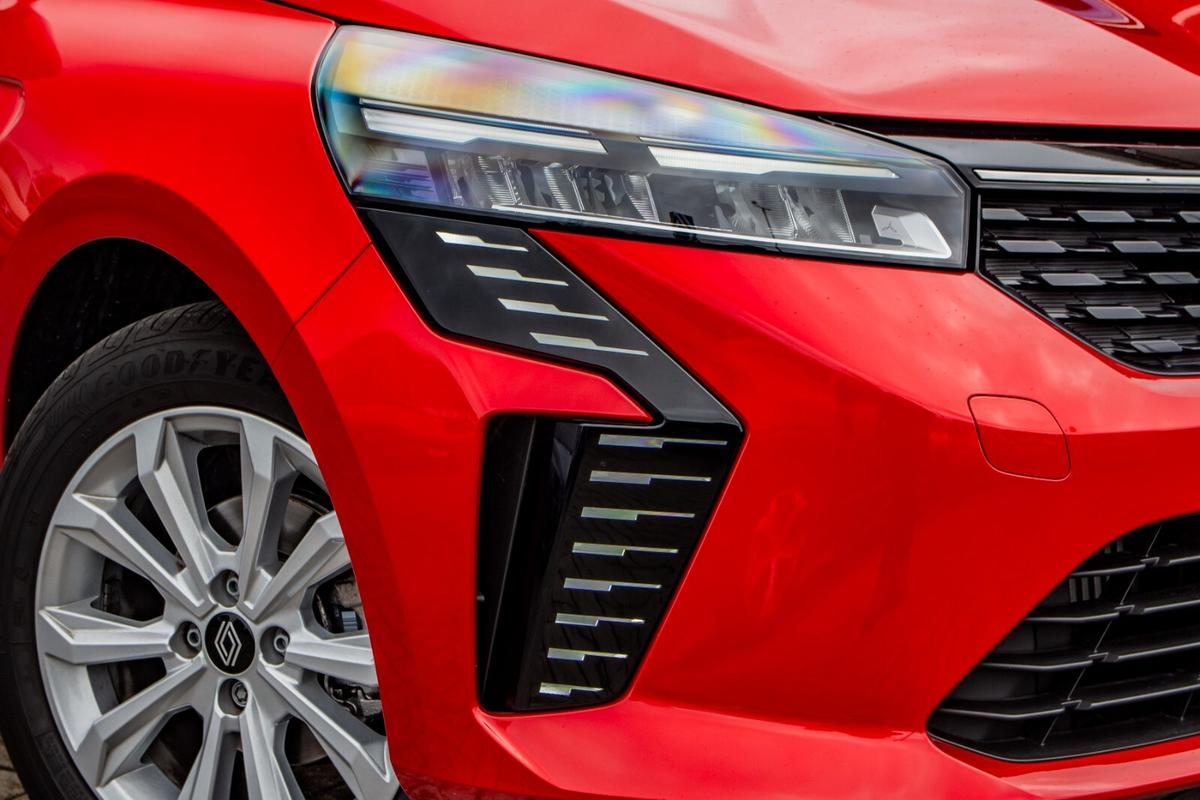 Used Renault Clio 2025 for sale - 76679447: Photo 6