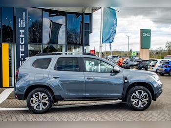 Used Dacia Duster 2024 for sale - 78383651: Photo
