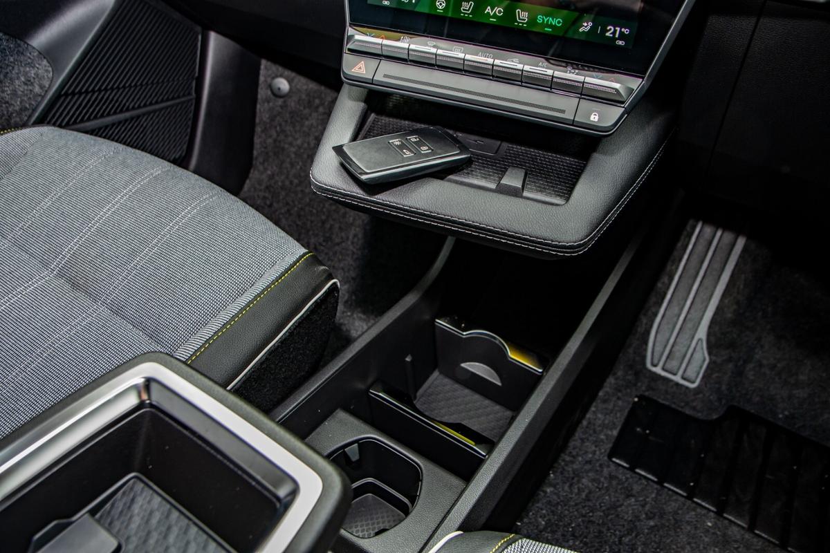 Used Renault Megane E Tech 2025 for sale - 77542122: Photo 17