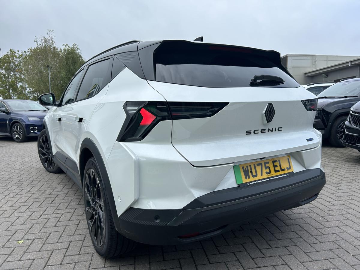 Used Renault Scenic E-Tech 2025 for sale - 76679409: Photo 2