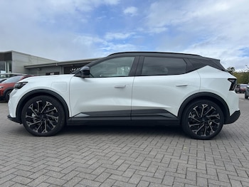 Used Renault Scenic E-Tech 2025 for sale - 76679409: Photo